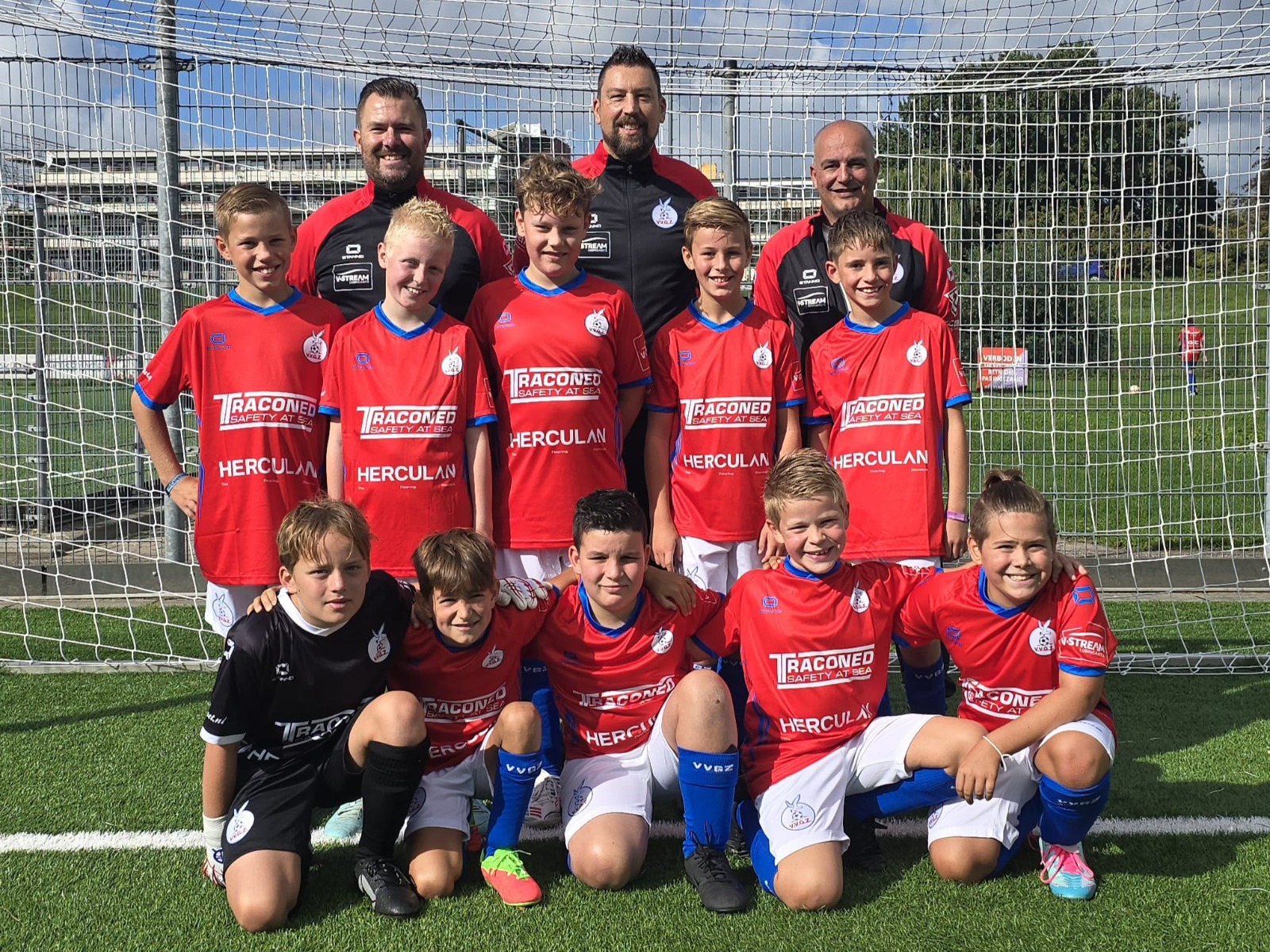 Jeugdteams geven het goede voorbeeld met superloten!