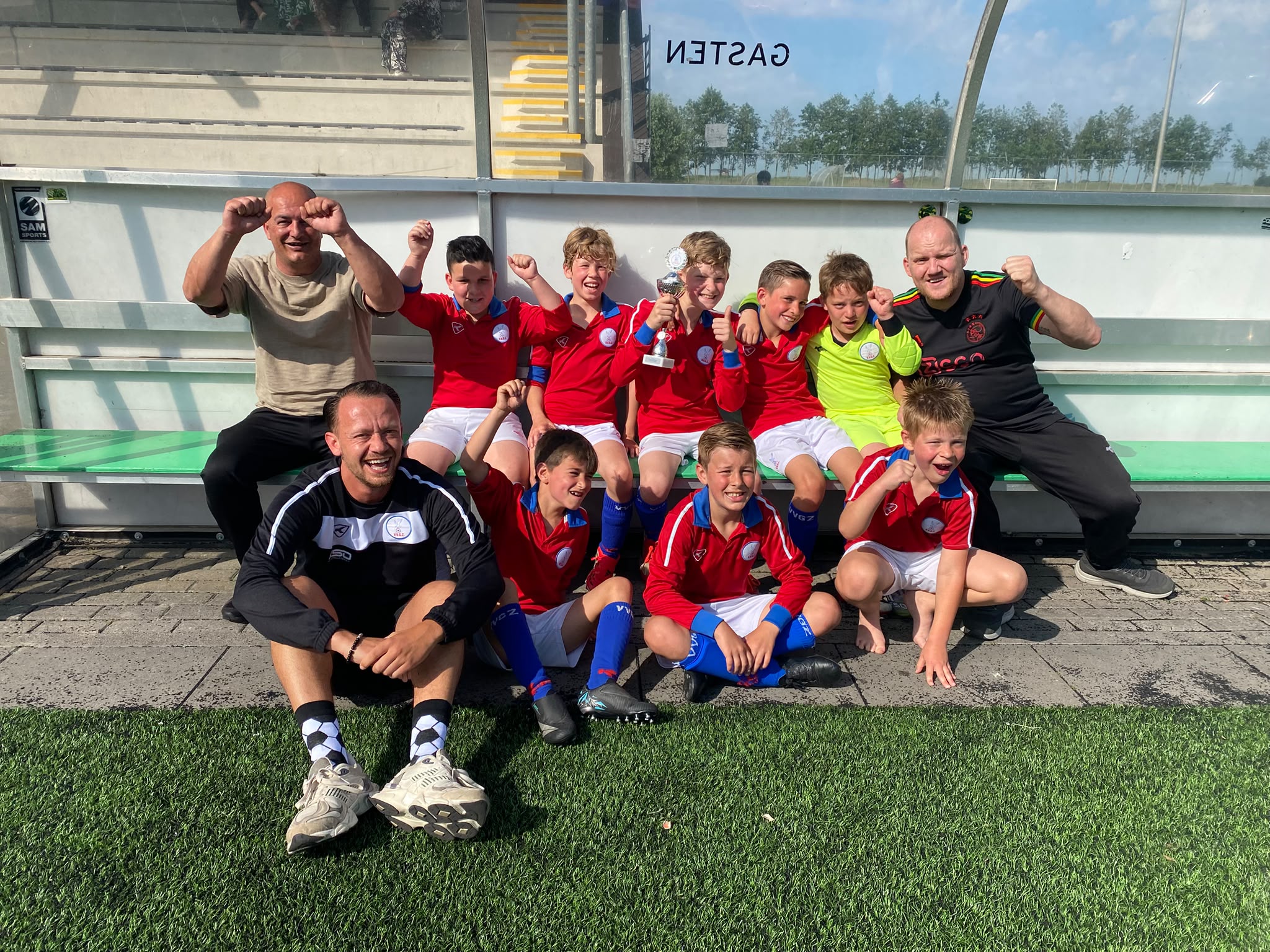 Nieuw Lekkerland JO10-2 - VVGZ JO10-2