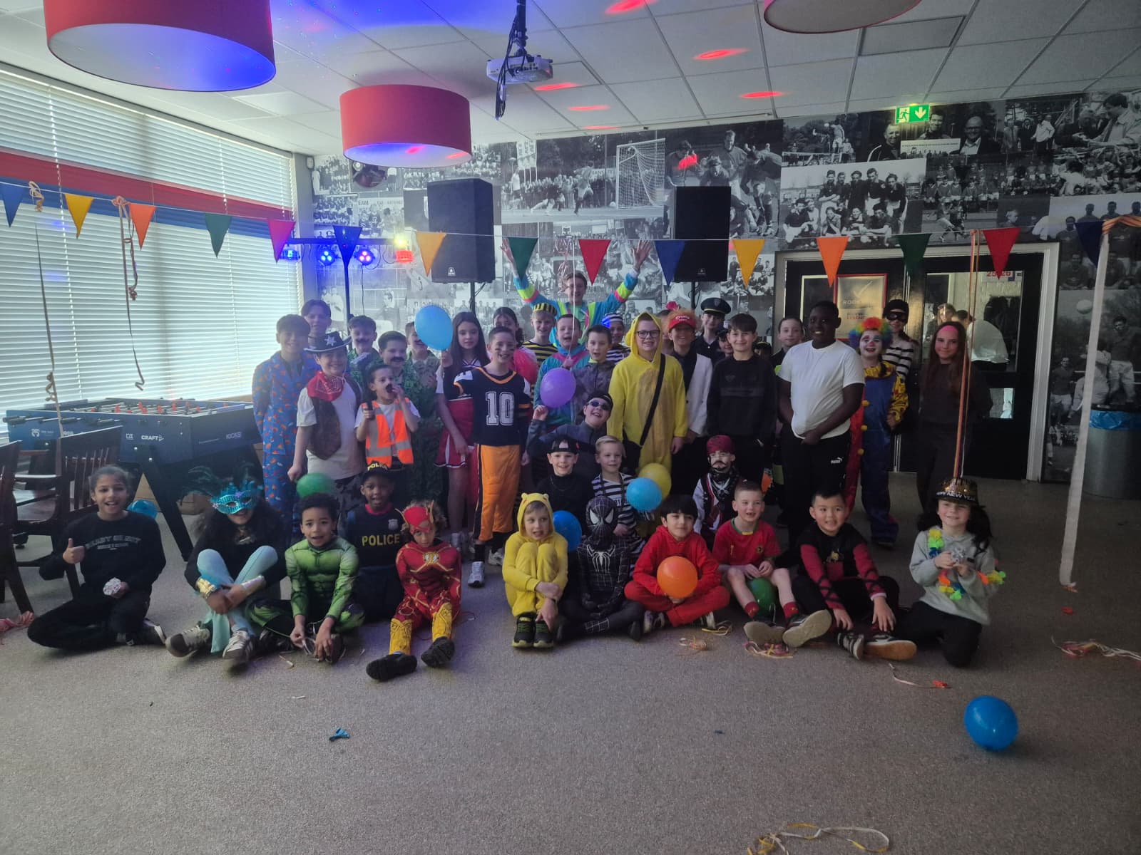 Carnaval op zondag 8 februari in het Vogelnest