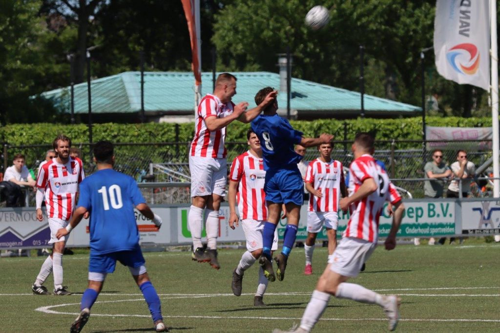 Den Hoorn 1 - VVGZ 1 (3-3) Fotoverslag 8