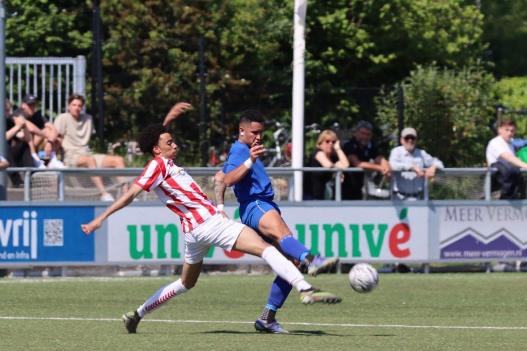 Den Hoorn 1 - VVGZ 1 (3-3) Fotoverslag 9