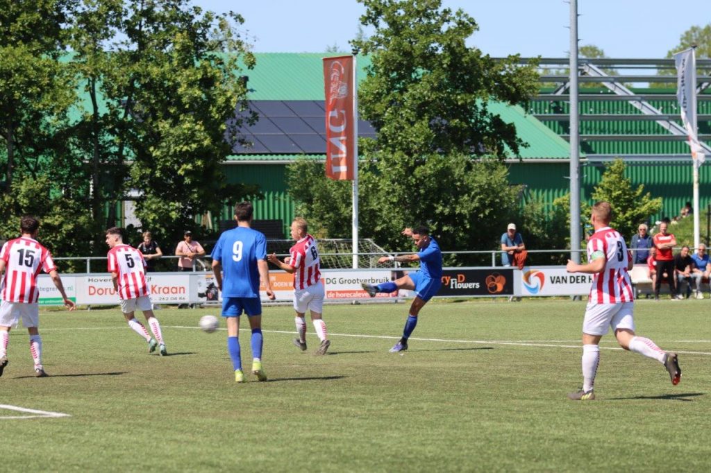 Den Hoorn 1 - VVGZ 1 (3-3) Fotoverslag 3