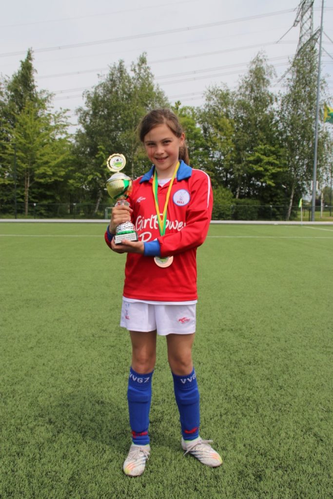 Esmee Brugts meidenvoetbal toernooi 40