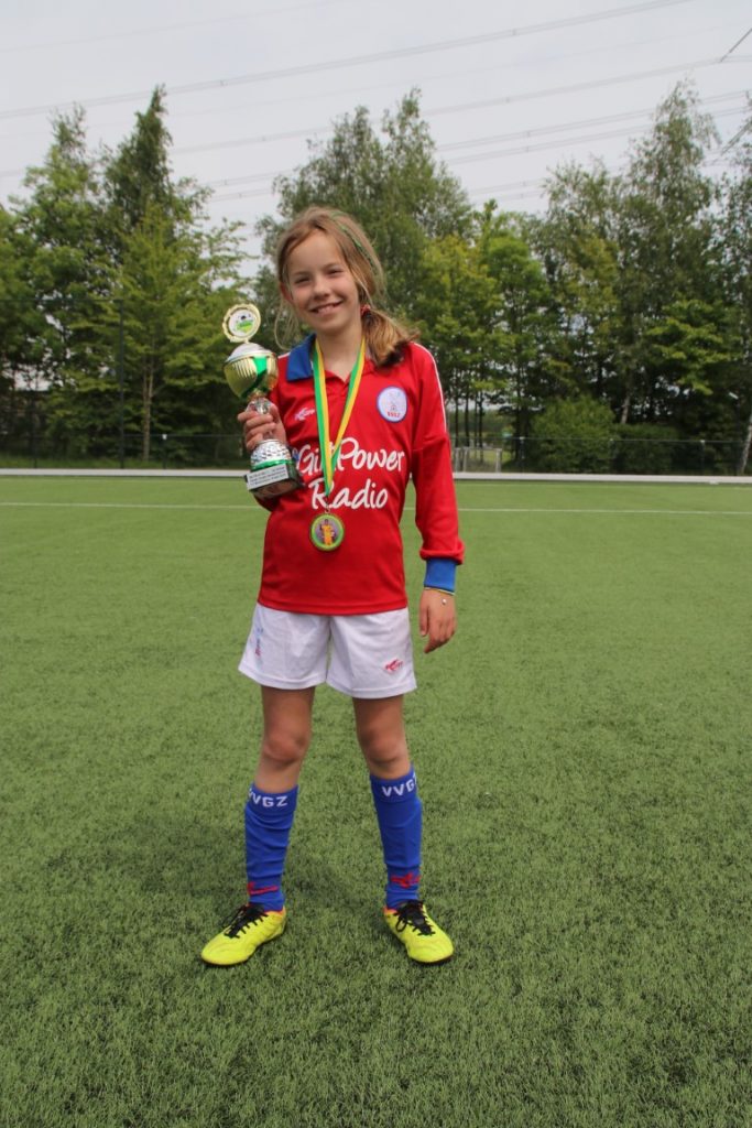 Esmee Brugts meidenvoetbal toernooi 42