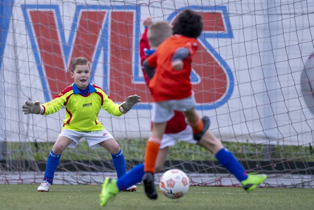Fotoverslag VVGZ J08-1 - Oranje Wit J08-1 (3-4) 12
