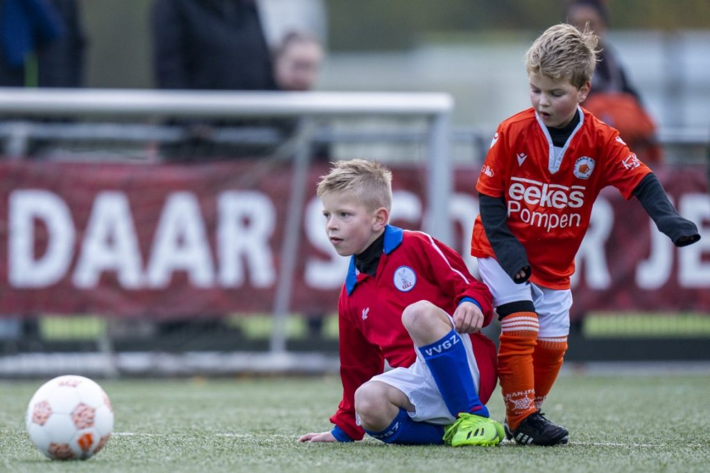 Fotoverslag VVGZ J08-1 - Oranje Wit J08-1 (3-4) 14