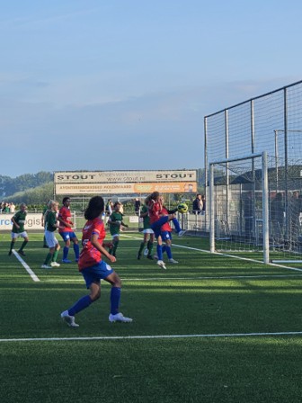 VVGZ MO13-1 boekt ruime zege bij VVAC