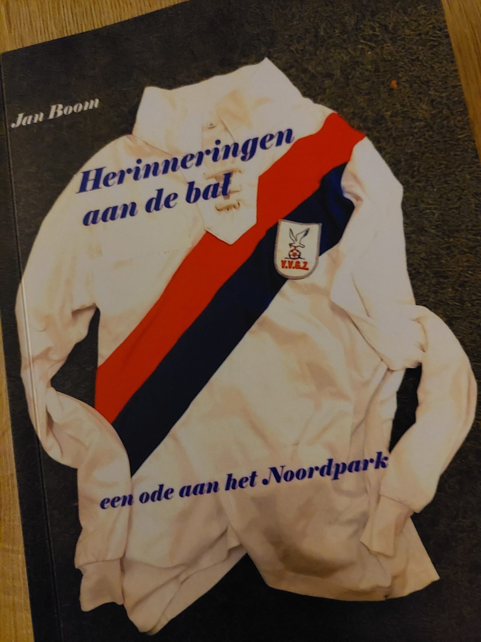 “Herinneringen aan de bal” vanaf nu in verkoop