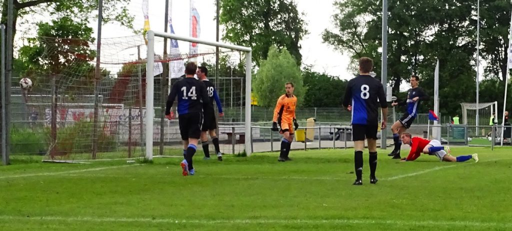 VVGZ 8 - Pelikaan 10 (7-0) 11