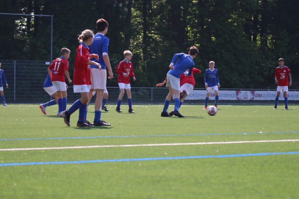 VVGZ JO13-1 - Rijsoord JO13-1 (5-0) 10