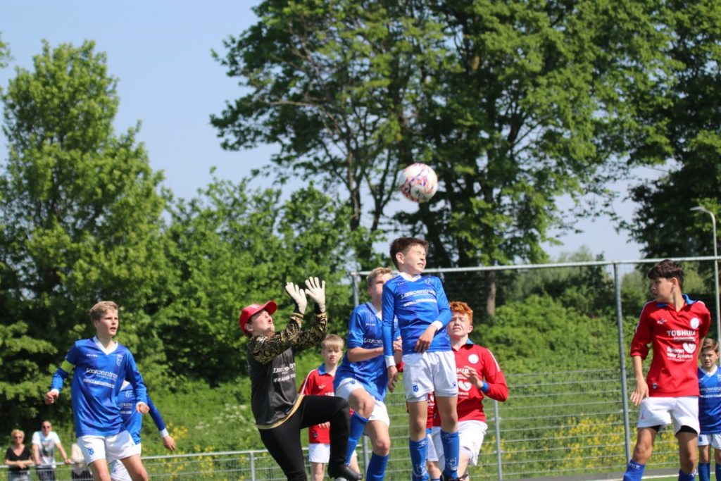 VVGZ JO13-1 - Rijsoord JO13-1 (5-0) 31