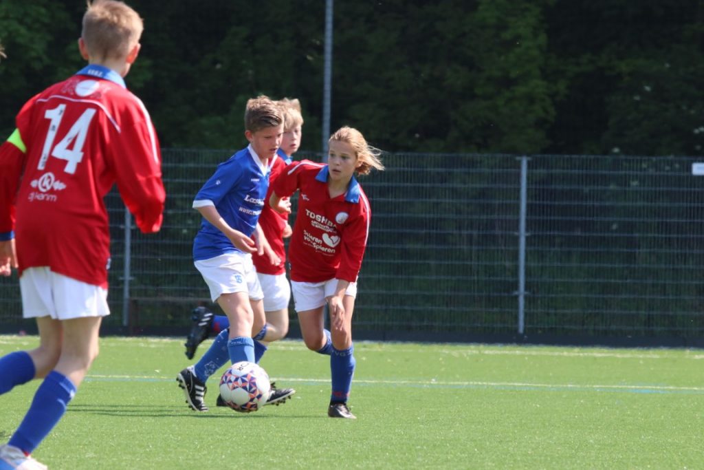 VVGZ JO13-1 - Rijsoord JO13-1 (5-0) 37
