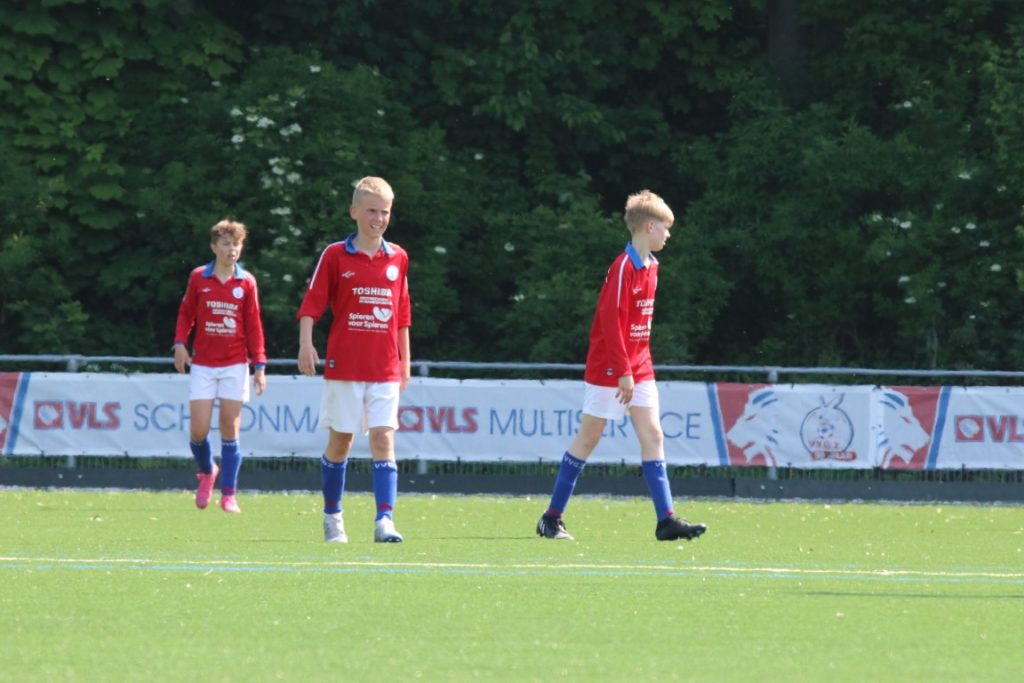 VVGZ JO13-1 - Rijsoord JO13-1 (5-0) 40